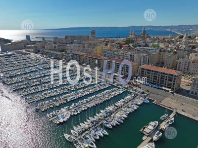 Vieux-Port En Été, Marseille, Bouches-Du-Rhône, France - Photographie Aérienne