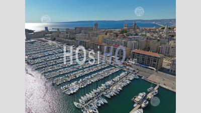 Vieux-Port En Été, Marseille, Bouches-Du-Rhône, France - Photographie Aérienne