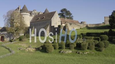 Vue Aérienne Du Château De Fénelon Depuis Un Drone