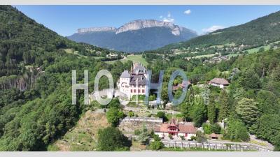 Château De Menthon-Saint-Bernard - Annecy - Vidéo Par Drone