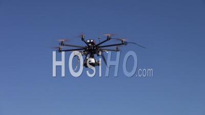 Drone Octocoptère En Vol Stationnaire
